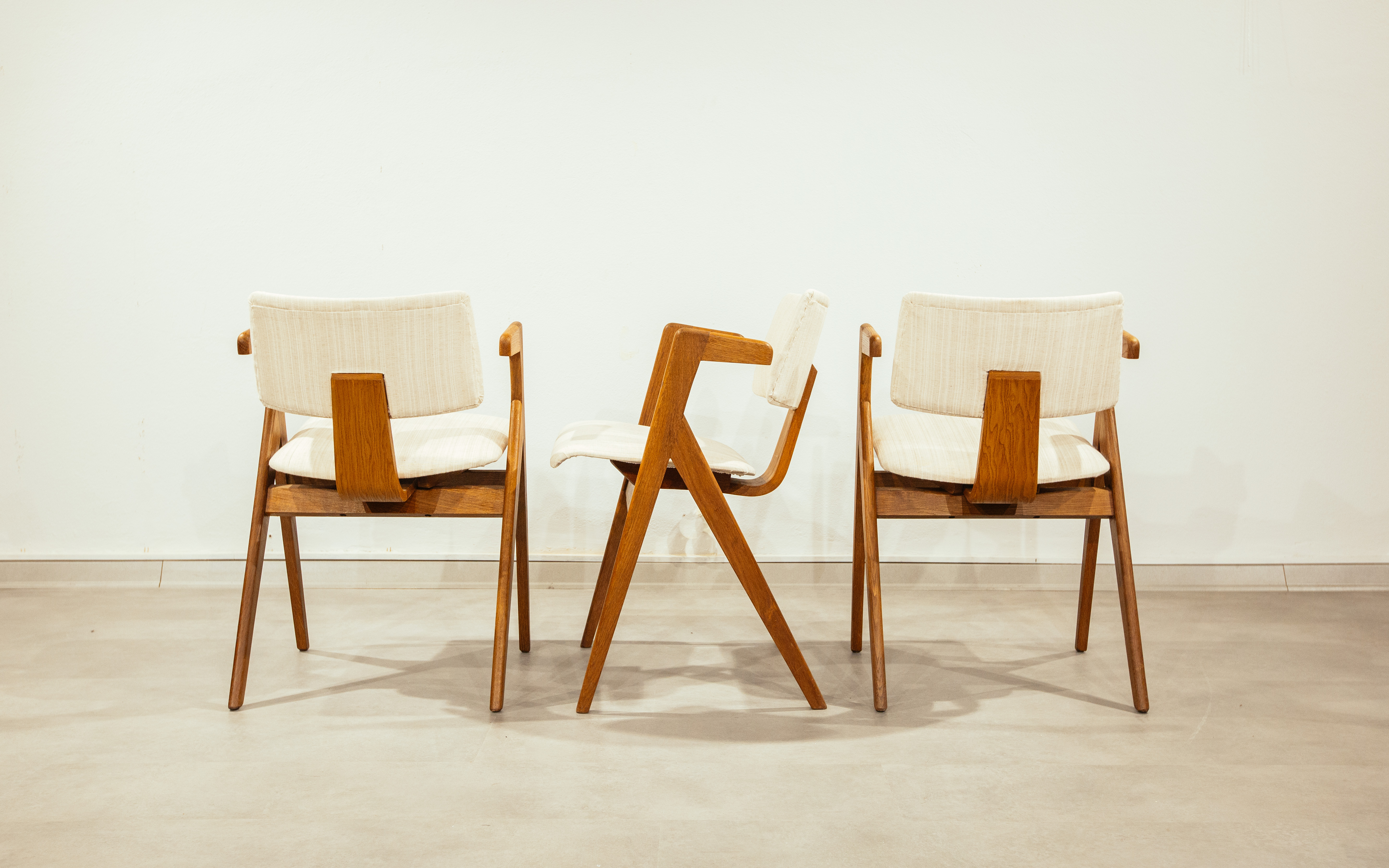 Robin Day 'Hillestack' chair (1 piece)